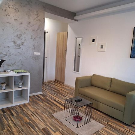 Apartments And Rooms Lorena 236 روفينج المظهر الخارجي الصورة