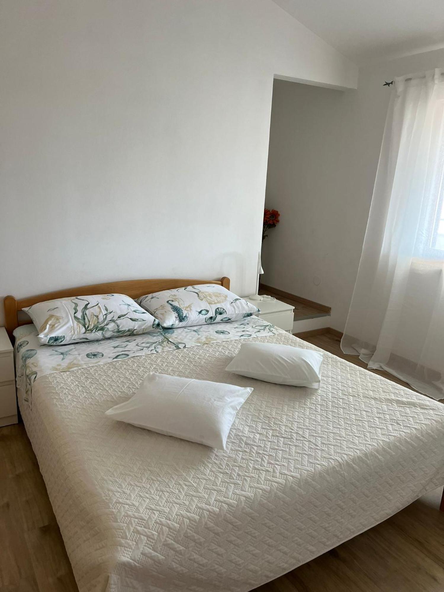 Apartments And Rooms Lorena 236 روفينج المظهر الخارجي الصورة
